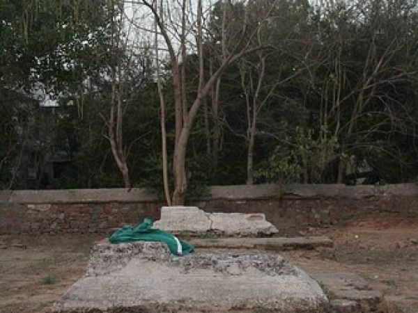 Delhi Haunted Places in Hindi